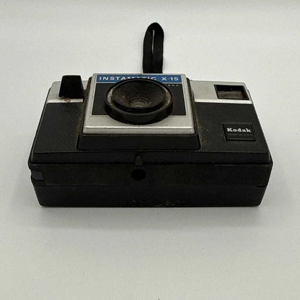 Vintage Kodak Instamatic X-15 Camera 126 Film Camera Made in USA Wrist Strap